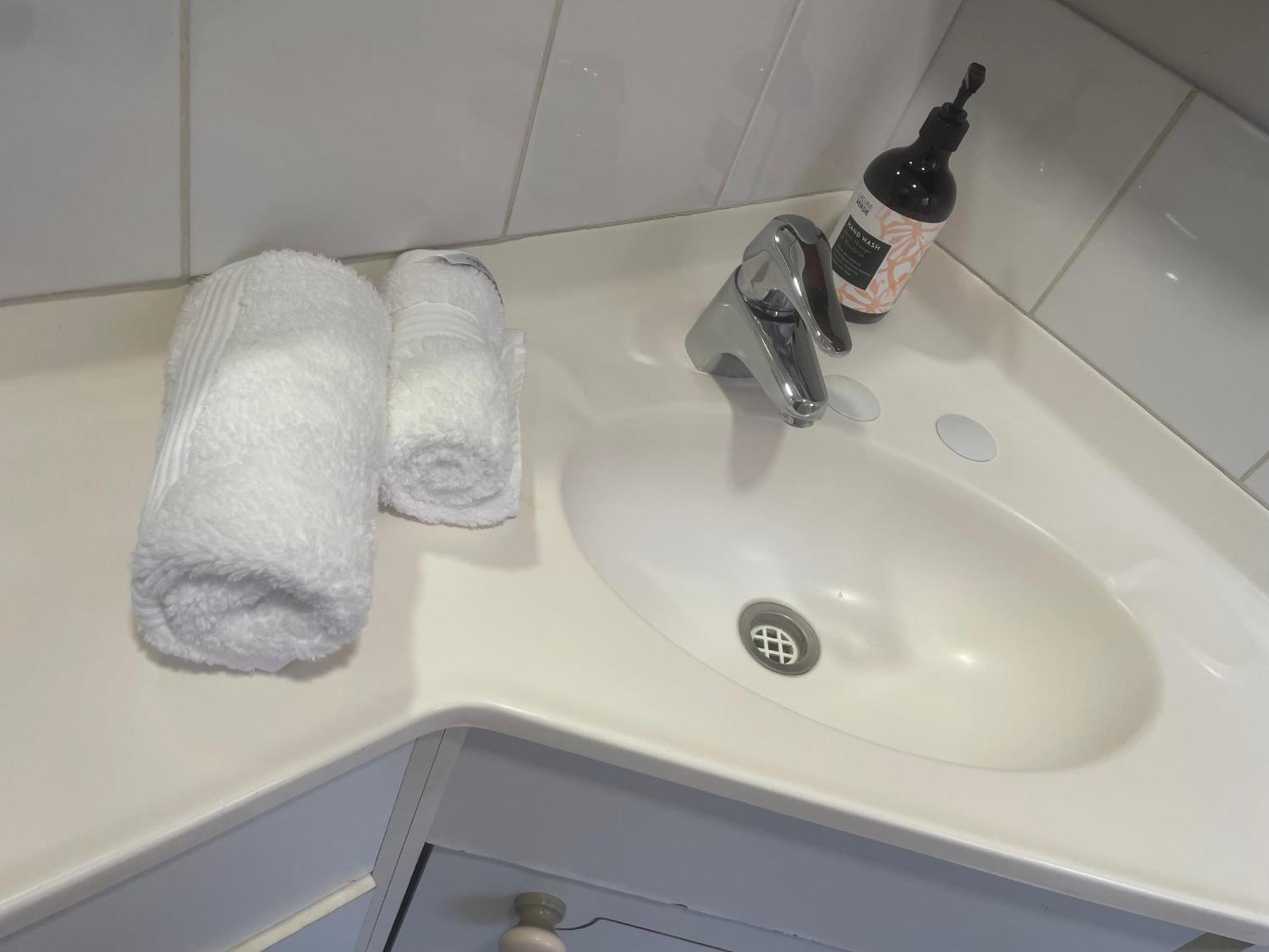 Spacious Studio Unit Rochedale South Ngoại thất bức ảnh